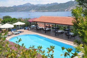 Seasonal outdoor pool - Lacivert Boutique Hotel (Marmaris)