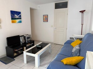 TV