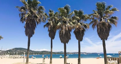 Nice 1-bedroom apartment in a residence with a pool, close to the beach