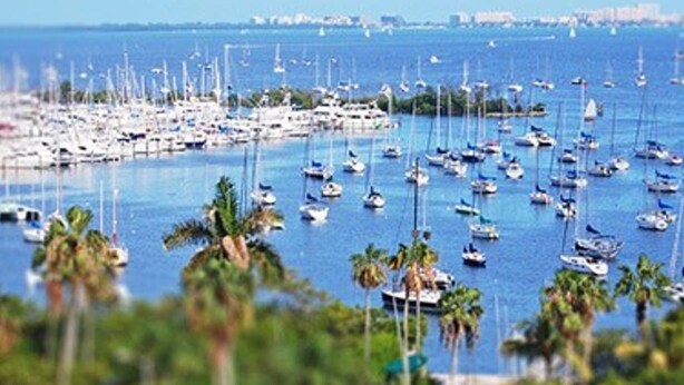 Marina - CACHA GARIN ART HOUSE (Miami)