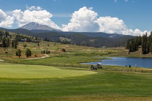 Golf - Less than 10 Minutes from Keystone Lifts, Easy Access to Golf/Hiking/Biking! (Keystone)