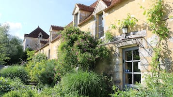 Entrée de l’hébergement