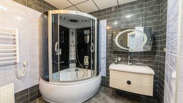 Classic Apartment, 1 Queen Bed with Sofa bed, Non Smoking, City View | Bathroom | Hair dryer, towels, soap, shampoo