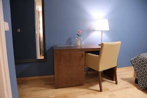Premium bedding, minibar, in-room safe, desk - Markthotel Warendorf (Warendorf)