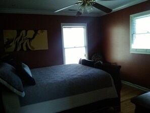 4 Schlafzimmer, Bügeleisen/Bügelbrett, kostenloses WLAN, Bettwäsche