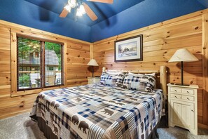 5 Schlafzimmer, Betten mit Memory-Foam-Matratzen, Bügeleisen/Bügelbrett