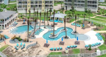 Just Beachy- Book 5+ nights and get 15% off Near Beach Club-Ocean View!