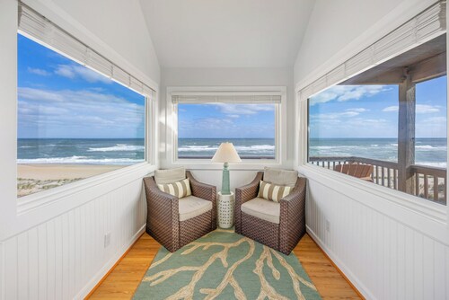 Oceanfront Dog Friendly Home w/ Hot Tub, Foosball, and Direct Beach Access