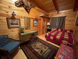 3 bedrooms, bed sheets