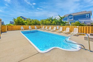 Outdoor pool, a heated pool