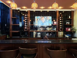 Bar (in der Unterkunft)