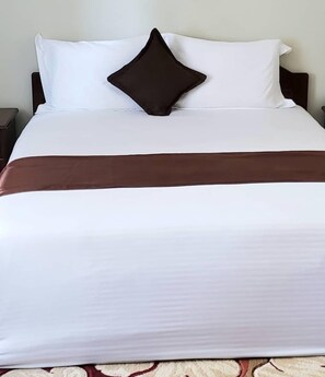 Minibar, Zimmersafe, Bügeleisen/Bügelbrett, kostenloses WLAN