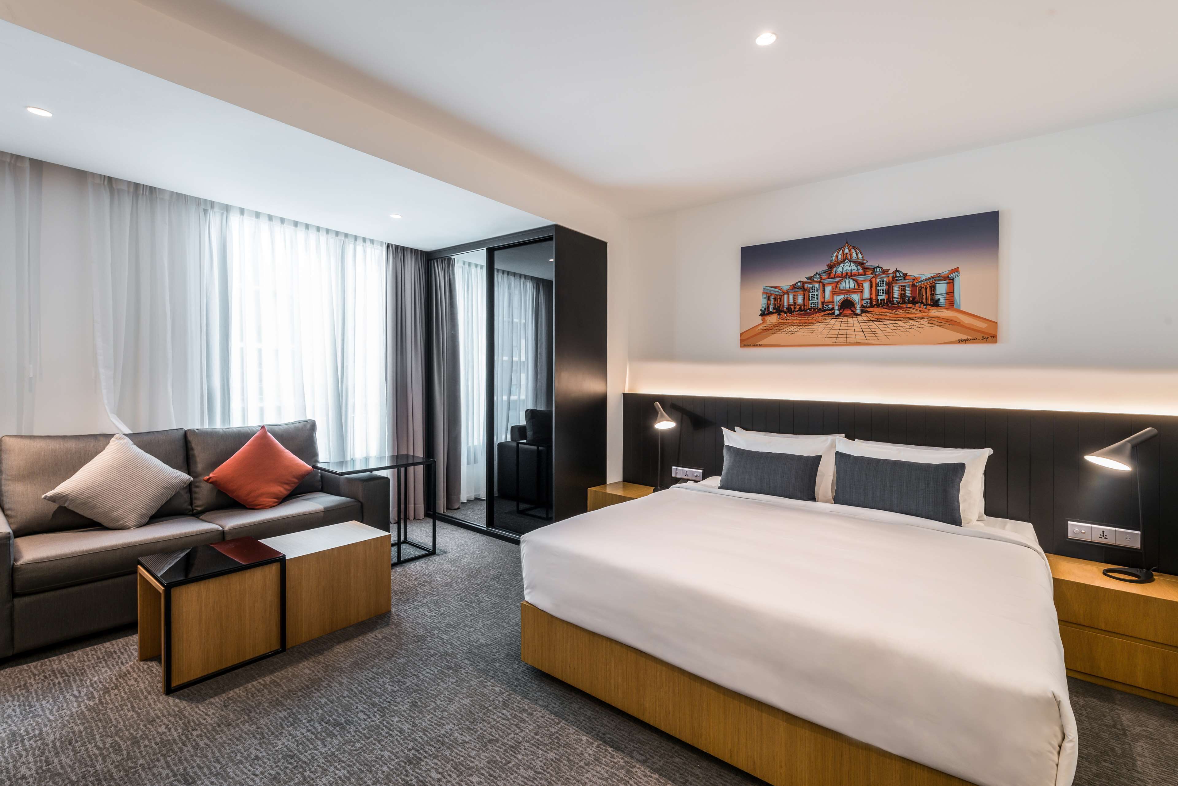 Studio, 1 King Bed with Sofa bed | Premium bedding, pillow-top beds, in-room safe, desk