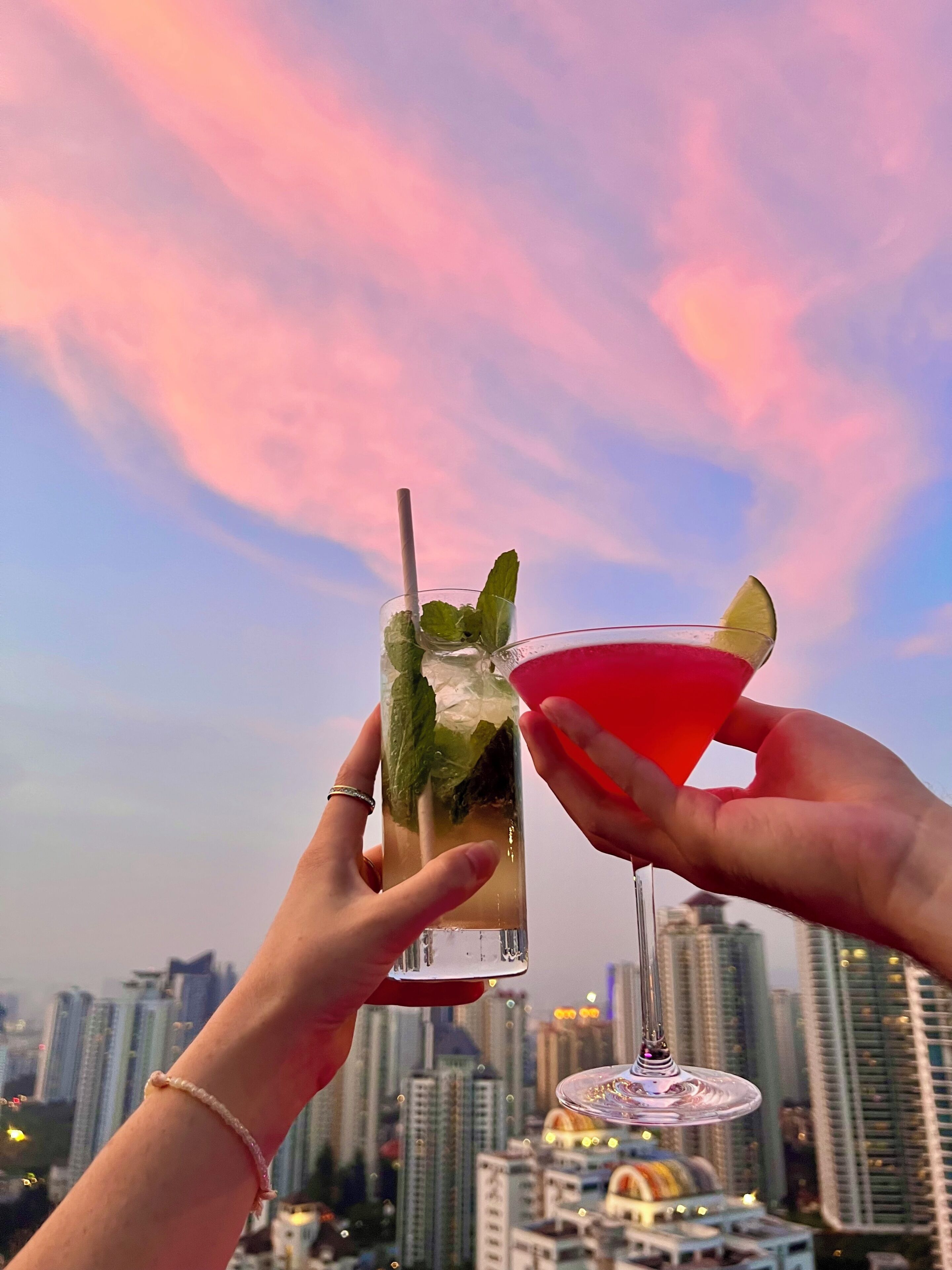 2 bars/lounges, rooftop bar