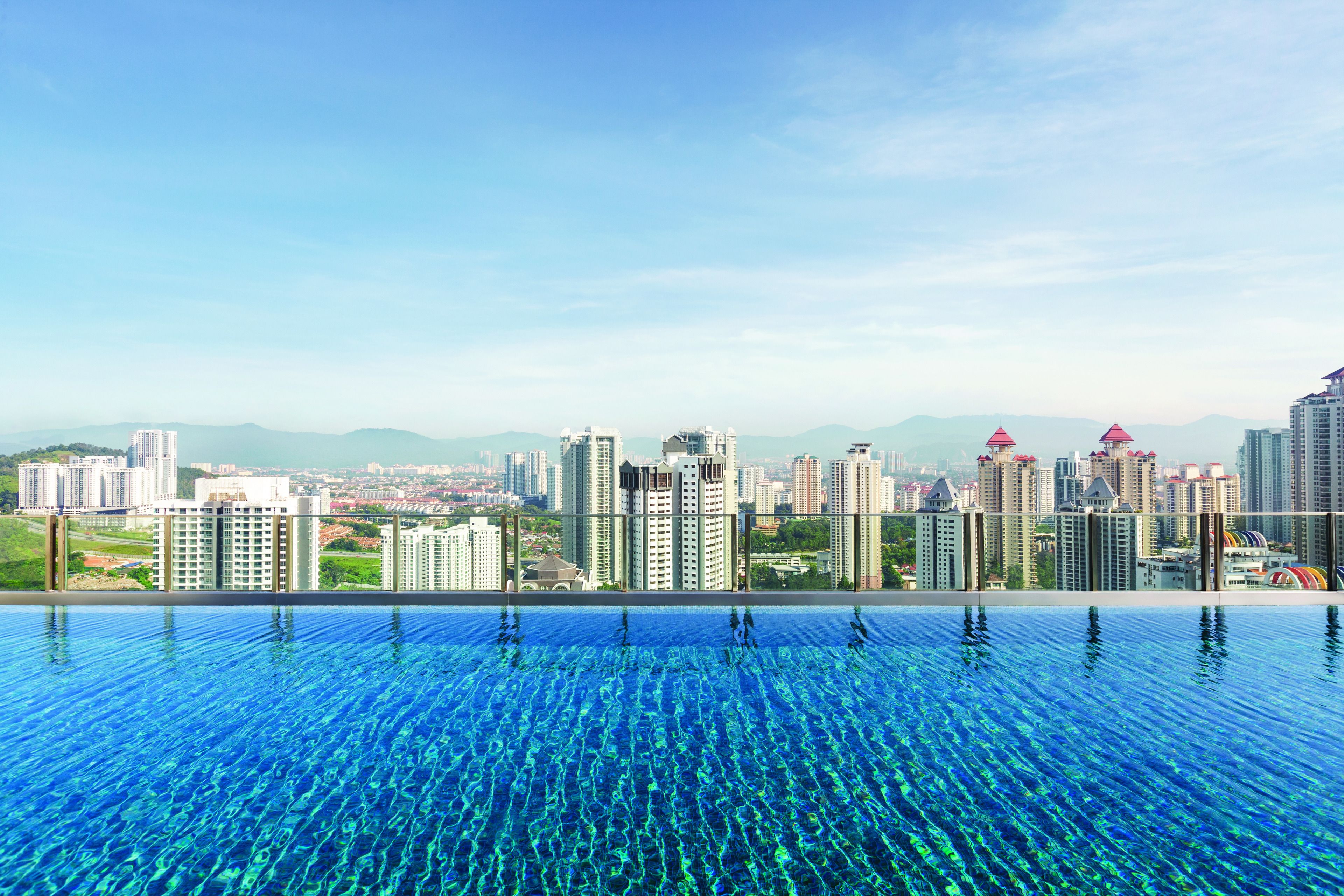 outdoor pool, open 8:00 am to 10:00 pm, pool loungers