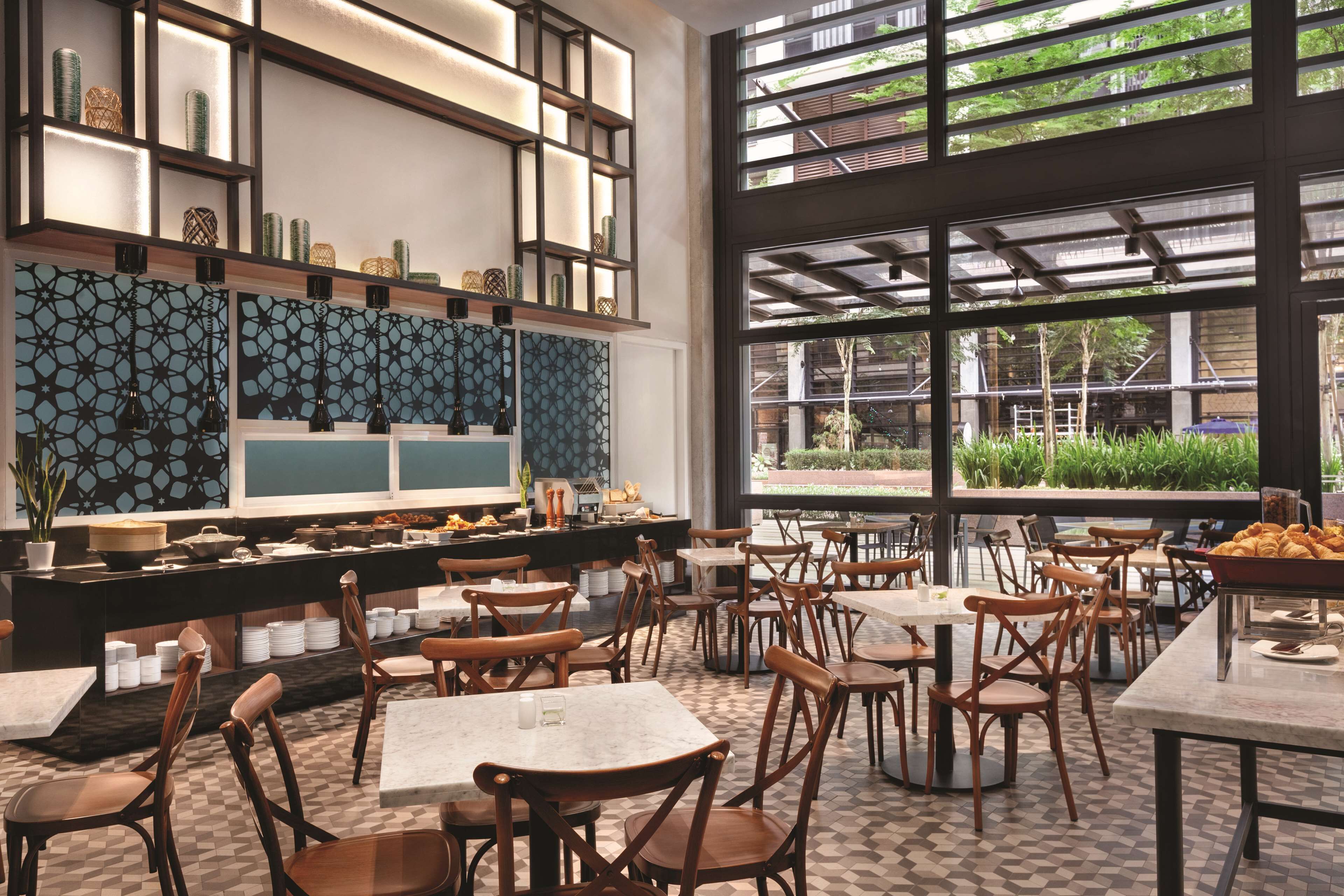 daily local cuisine breakfast (myr 53 per person)