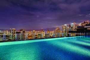 Outdoor pool, open 8:00 AM to 10:00 PM, pool loungers