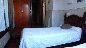 Blackout curtains, free WiFi, bed sheets