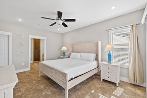 5 bedrooms, iron/ironing board, free WiFi, bed sheets - Happy Hours- 5 BR Home on N. Cape- Beachfront, Pet Friendly, Sleeps 16 (Cape San Blas)