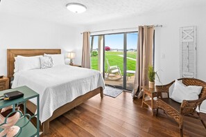 2 Schlafzimmer, Schreibtisch, Bügeleisen/Bügelbrett, WLAN