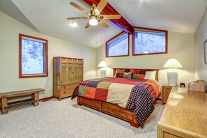 5 habitaciones, tabla de planchar con plancha, internet y ropa de cama 