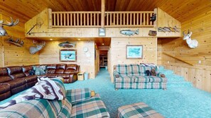 Télévision, cheminée, espaces bureaux