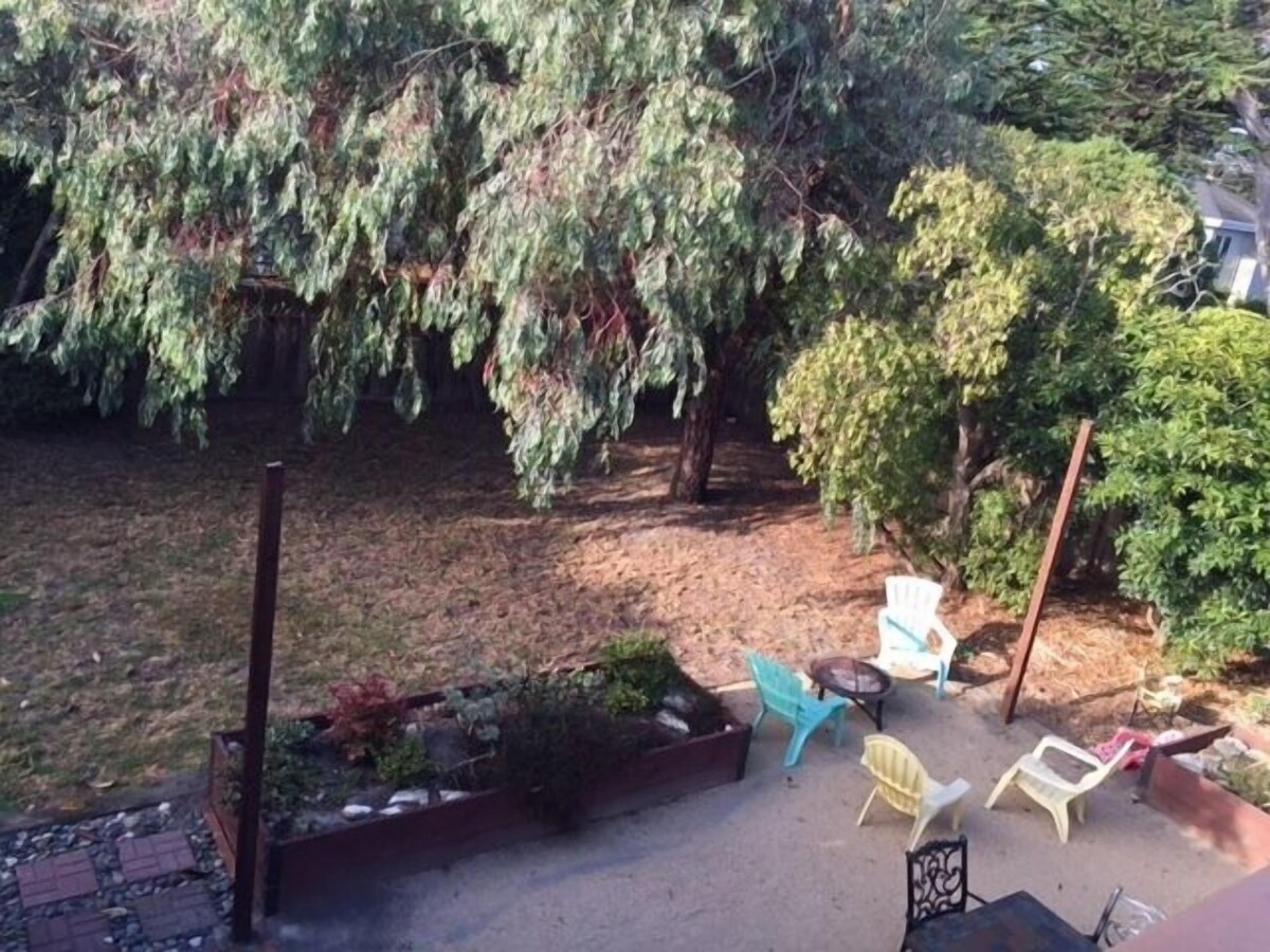 Photo 14 of Birdies, Beaches and Butterflies in Pacific Grove! Pet Friendly-Premier location