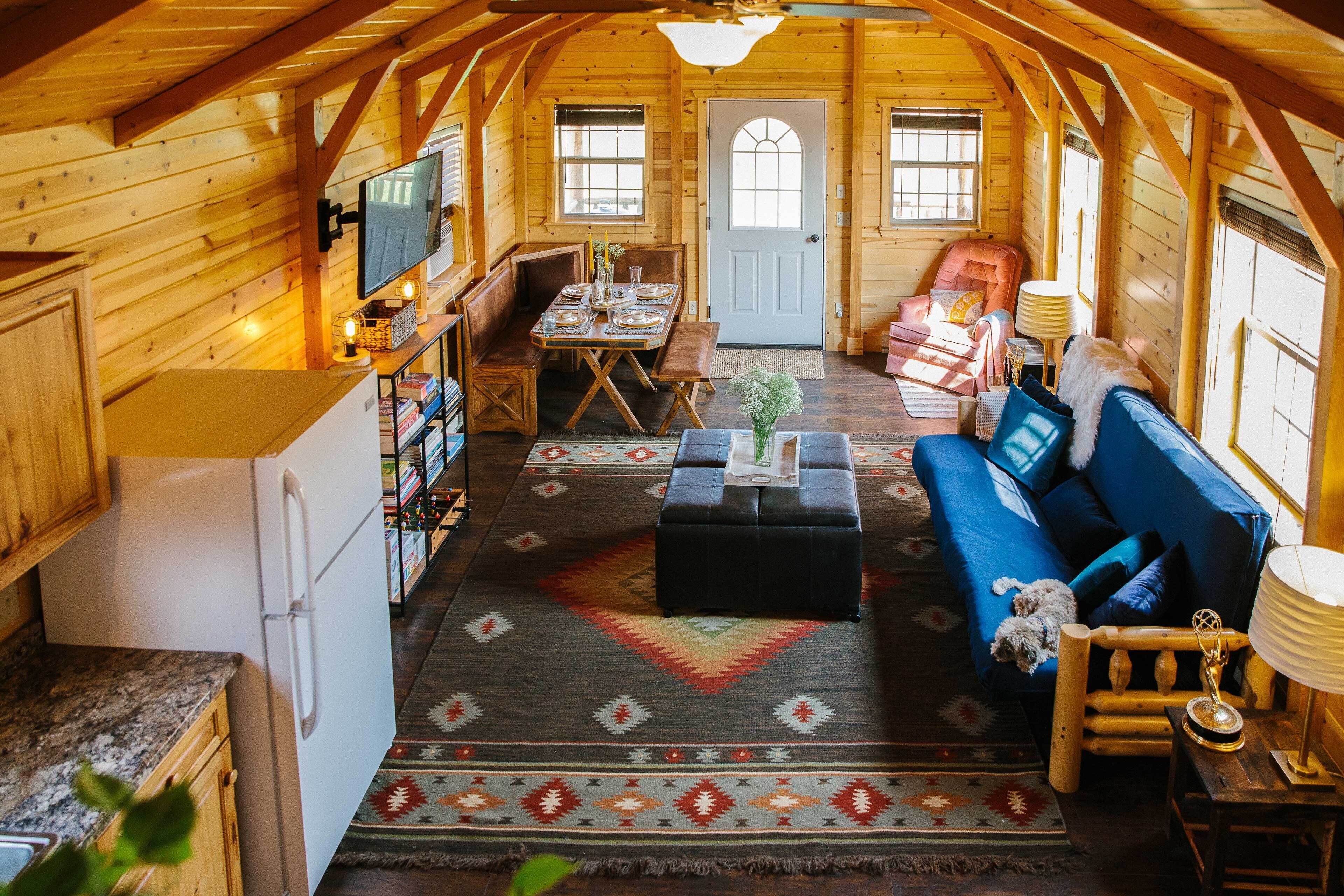 Paradise Valley Cabin by Chico & Yellowstone Park!