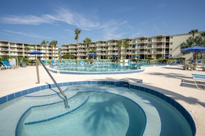 Piscine couverte, piscine chauffée