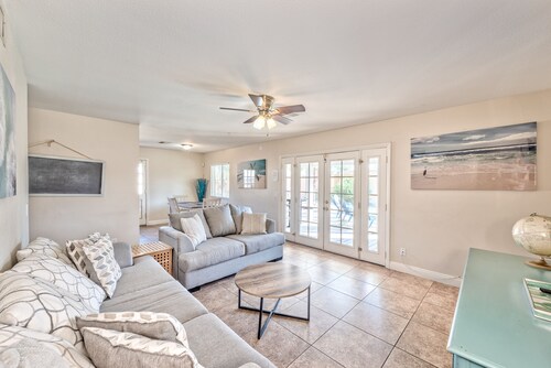 Lovely home -5 min from the strip