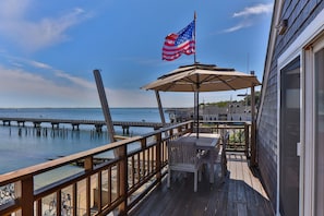 Outdoor dining - Vibrant 4bd Waterfront Boatyard Apartment! Beach access just steps away! (Provincetown)