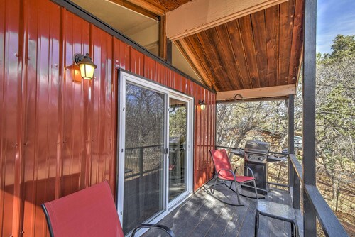 Modern Cabin Sleeps 5- Close in Manitou Springs and close to Garden of the Gods