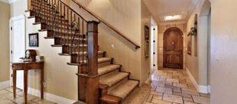 PRIVAT POOL 34'x18 ', 25 minutter til Sion, Playset for Kids, 7 bdrm, soveplass til 32