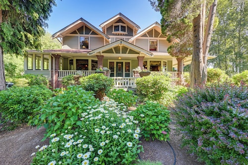 Historic Auburn House on 37 Acres w/ Private Lake!