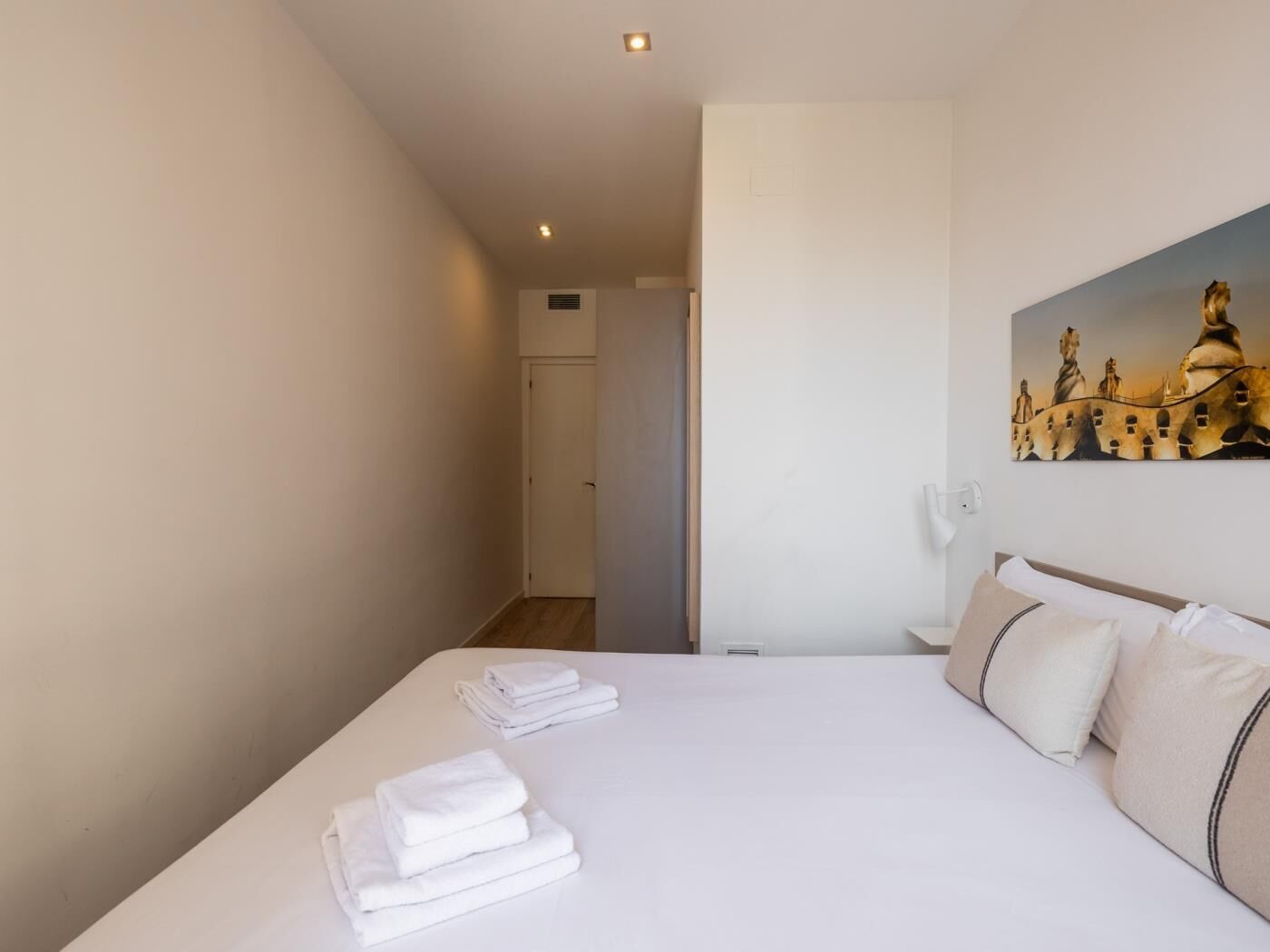 4 chambres, fer et planche à repasser, accès à Internet, literie fournie