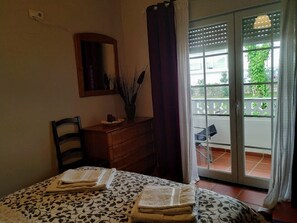2 chambres, fer et planche Ă repasser, accĂšs au Wi-Fi (inclus)