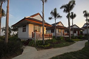 Property grounds - Rai Lam Poo Farm and Camping Resort (Nakhon Sawan)