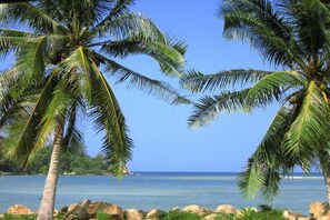 View from property - Wattana Resort (Ko Pha-ngan)