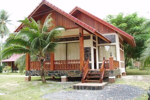 Exterior - Wattana Resort (Ko Pha-ngan)
