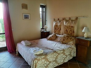 2 chambres, fer et planche Ă repasser, accĂšs au Wi-Fi (inclus)