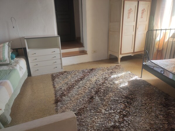 3 bedrooms, iron/ironing board, travel cot, bed sheets