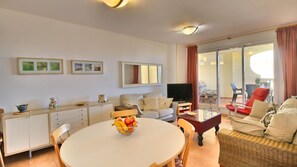 TV - Apartment with air conditioning ad Wifi Playa Sol III (Denia)