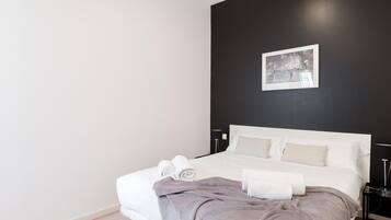 3 dormitorios, tabla de planchar con plancha, Internet y ropa de cama