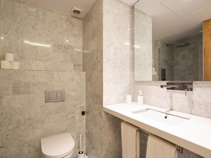 Hair dryer, towels