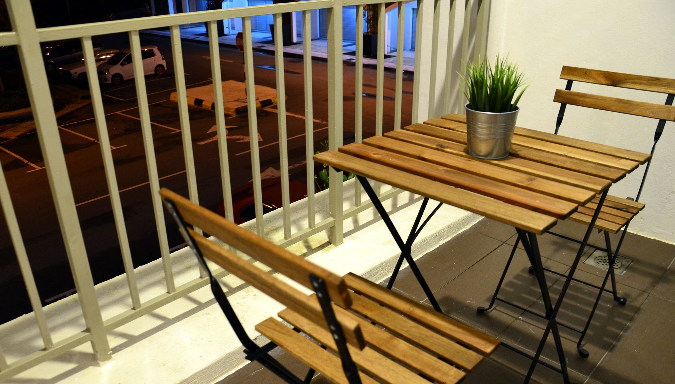 The Woodz x Binteji | Balkon