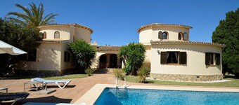 Huge Finca for up to 10 Person in Denia (Spain) close to the beach free WiFi
