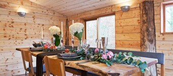 The elbowroom escape