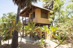 舒適樹屋, 海景, 海濱 | 客房內保險箱、床單