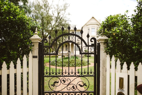 Garden - The Loft (East Maitland)