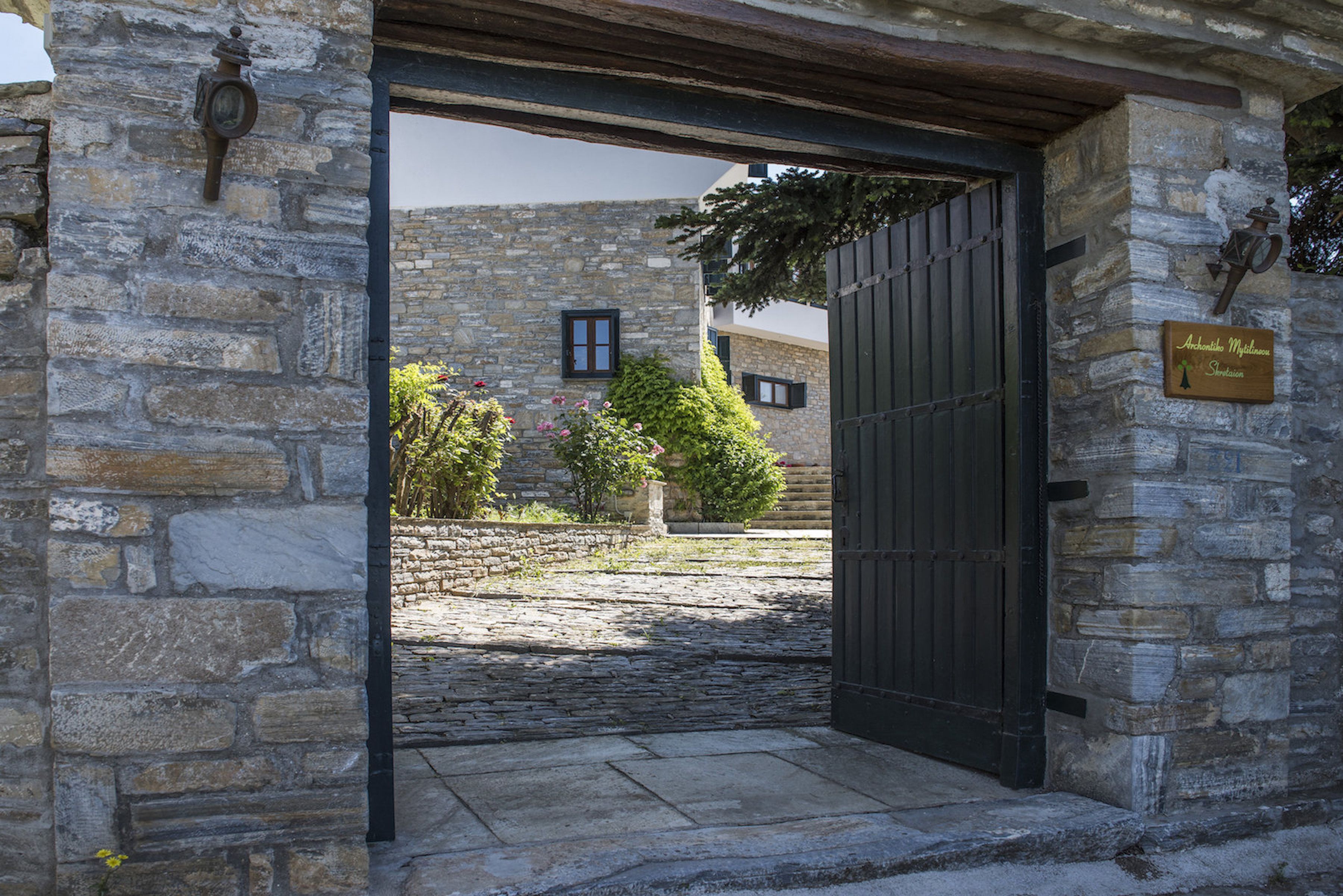 Entrada de la propiedad